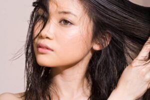 cara mengatasi rambut lepek