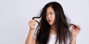 cara mengatasi rambut kering